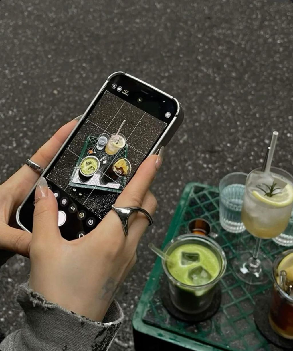 The 3-Minute Vlog: Why Micro-Content Is the New&nbsp;Longform