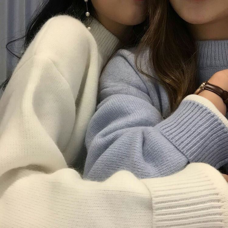 The Bird Theory: Why “I Saw a Bird Today” Might Be the Most Romantic Thing You’ll Ever&nbsp;Say