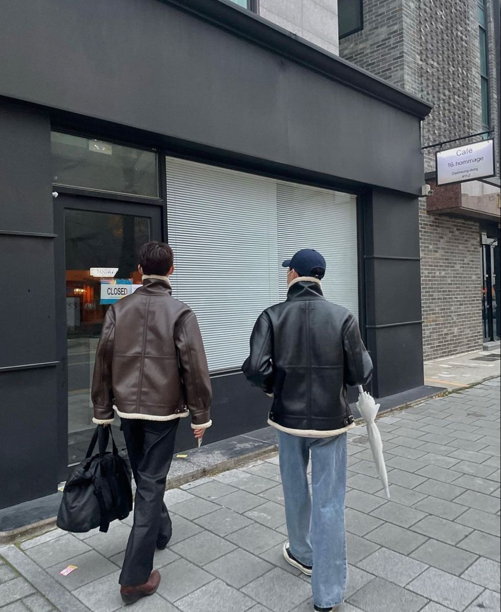 When Friendship Stops Feeling Like Friendship: 10 Red Flags You Shouldn’t&nbsp;Ignore