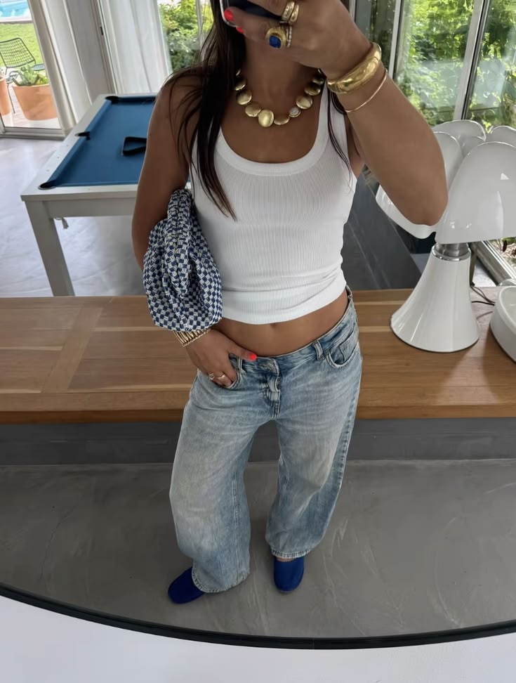 Why the White Tank Top Deserves a Permanent Spot in Your&nbsp;Closet?